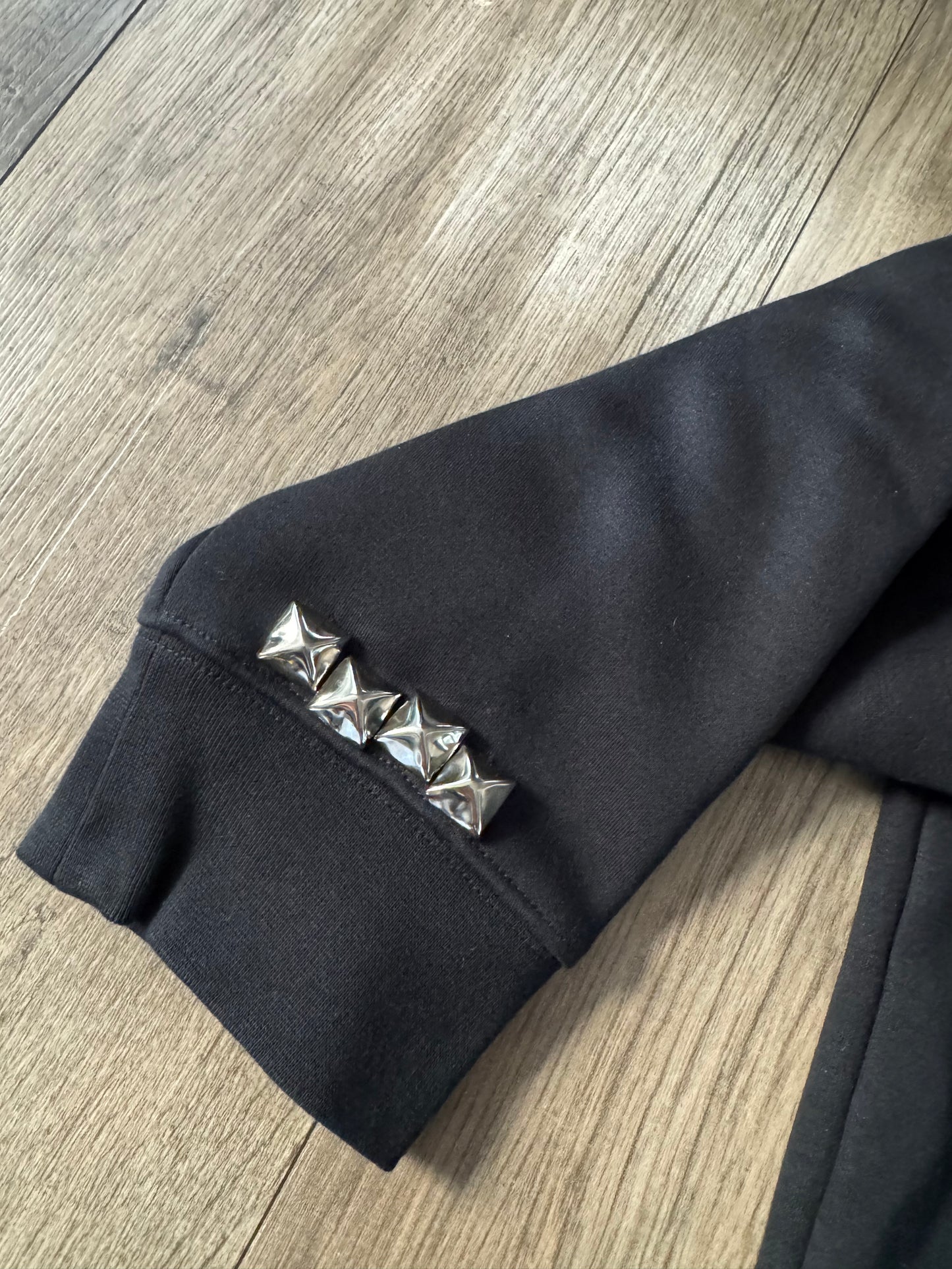 STUDDED CROSSBONE ZIP-UP