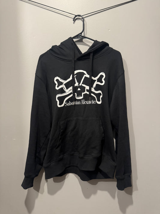 CROSSBONE V2 HOODIE