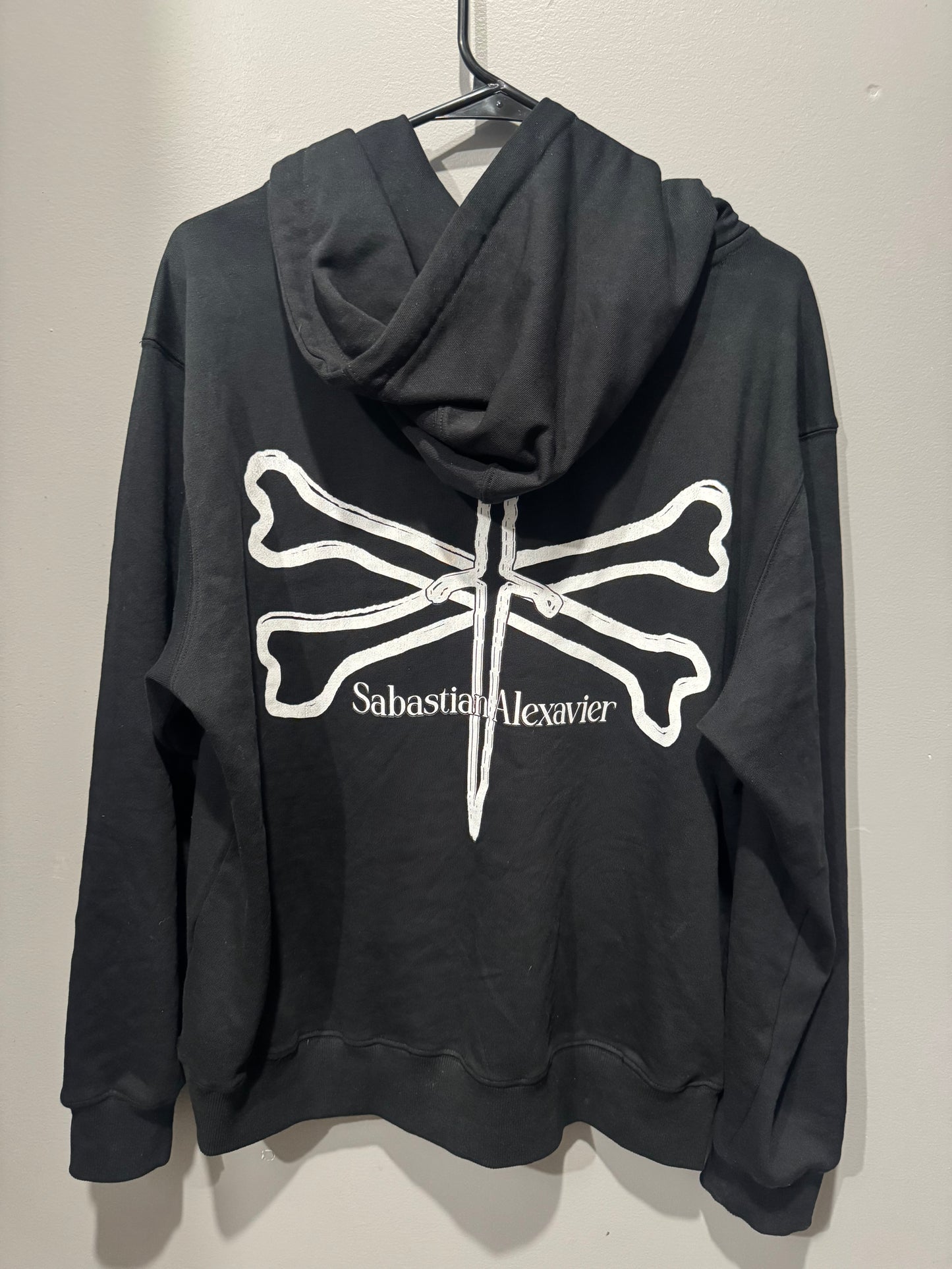 CROSSBONE V2 HOODIE
